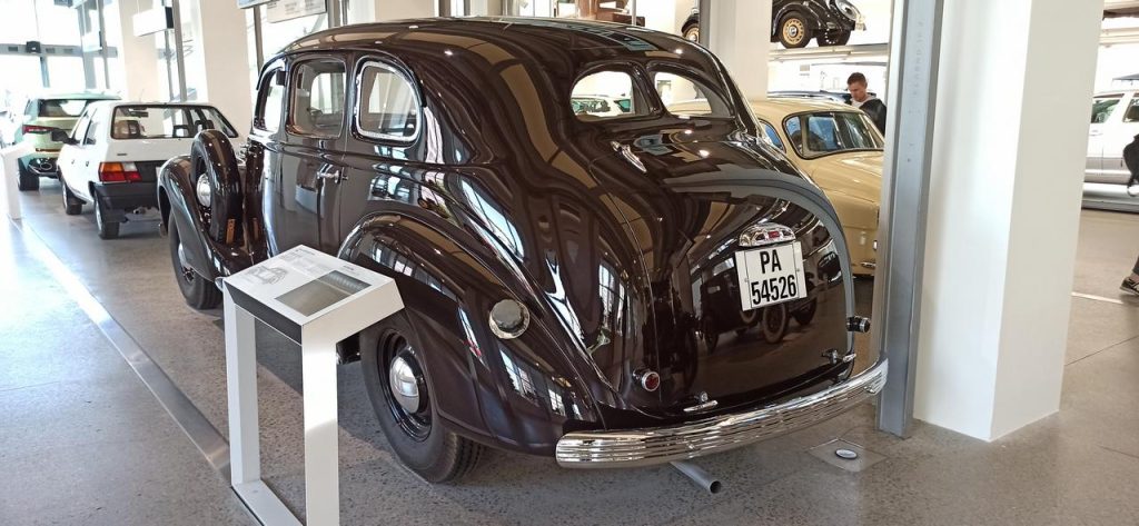 Skoda Superb w muzeum producenta