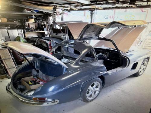 300SL Gullwing Style Mercedes-Benz SLK320