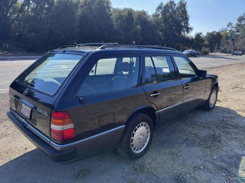 1991 Mercedes 300TE 4MATIC S124