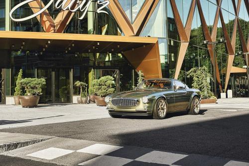 Volvo P1800 Cyan Racing