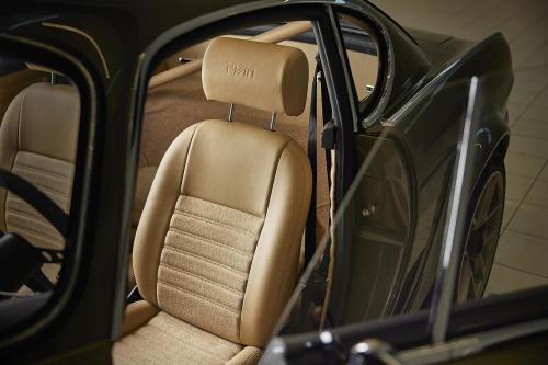 Volvo P1800 Cyan Racing