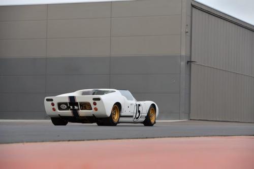 1965 Ford GT40 Roadster Prototype