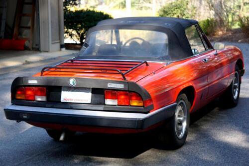 Alfa Romeo Spider Graduate (1985)