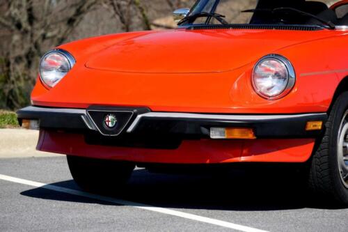 Alfa Romeo Spider Graduate (1985)